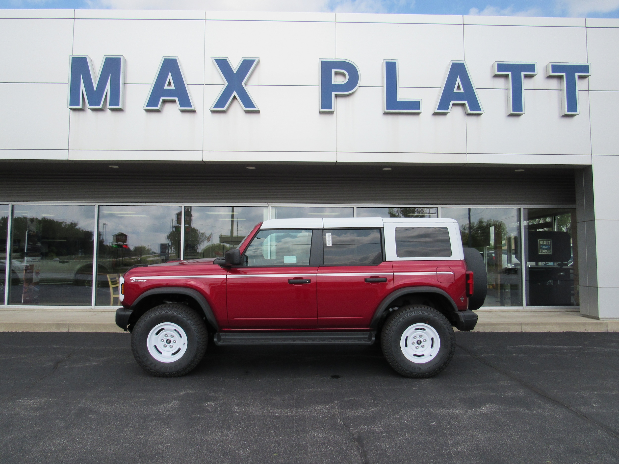 New 2025 Ford Bronco Heritage Edition