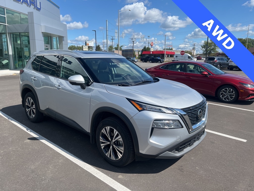 Used 2021 Nissan Rogue SV