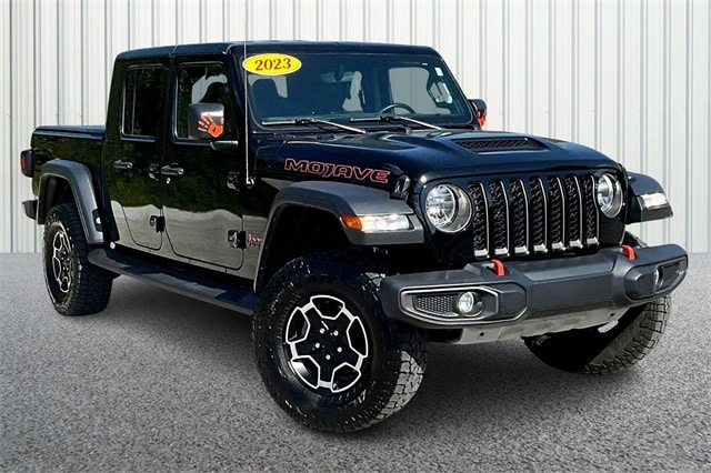 Used 2023 Jeep Gladiator Mojave