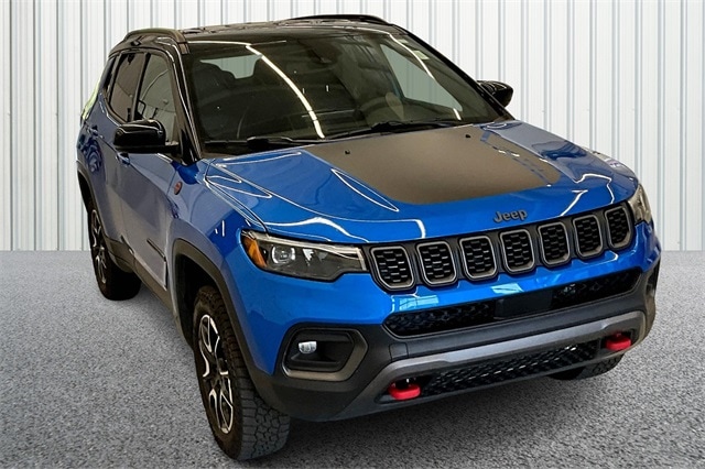 Used 2024 Jeep Compass Trailhawk