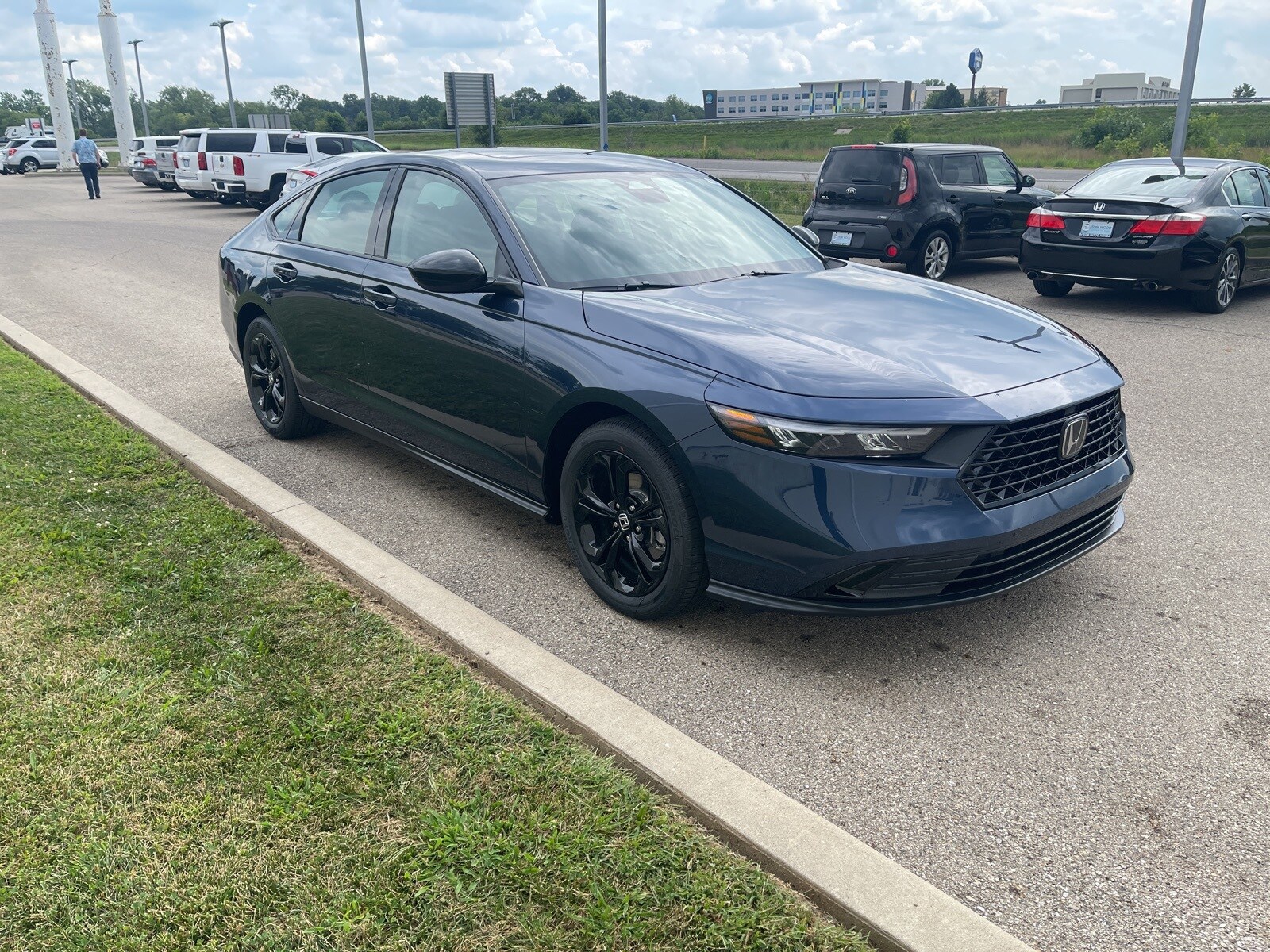 New 2025 Honda Accord SE