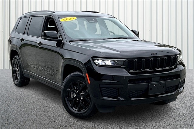 Used 2024 Jeep Grand Cherokee L Laredo