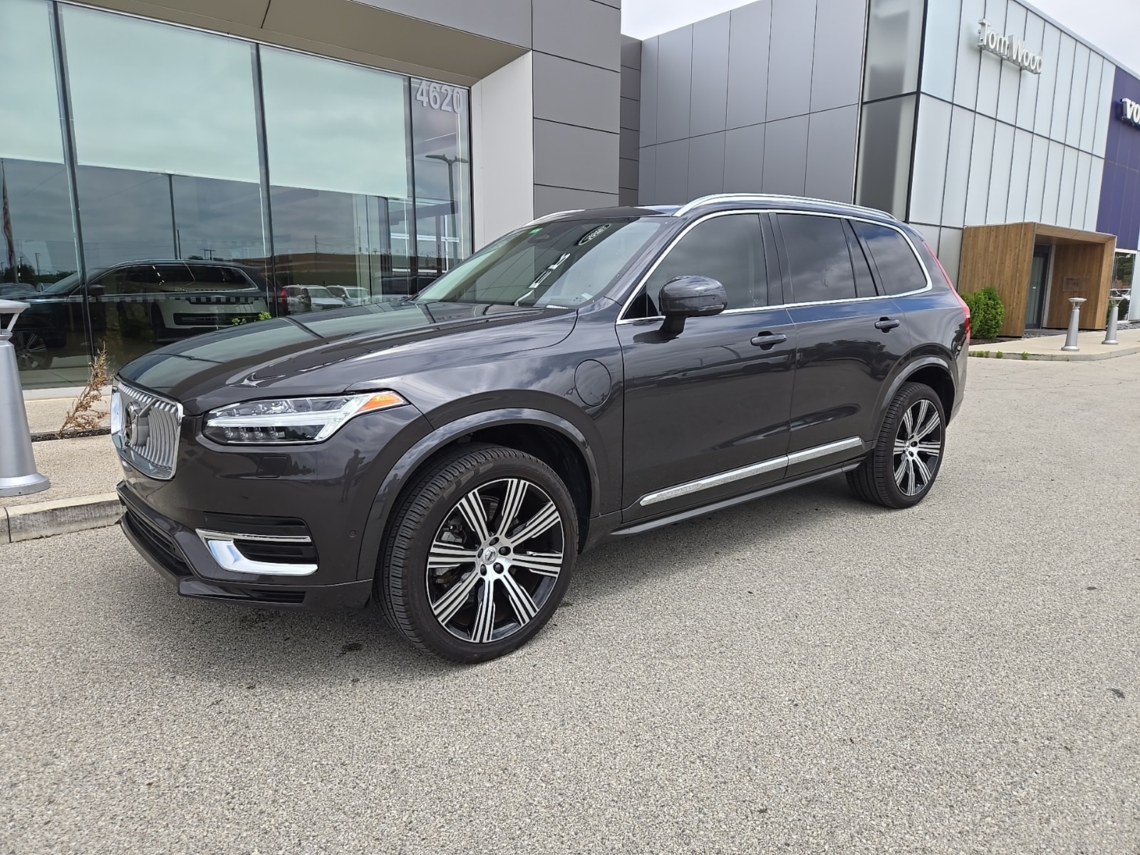 Used 2023 Volvo XC90 Recharge Plug-In Hybrid T8 Plus Bright Theme 7 Passenger