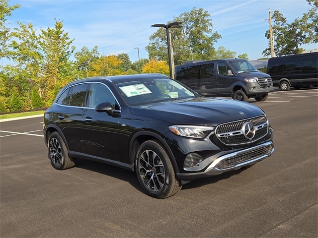 New 2025 Mercedes-Benz GLC 350e 4MATIC