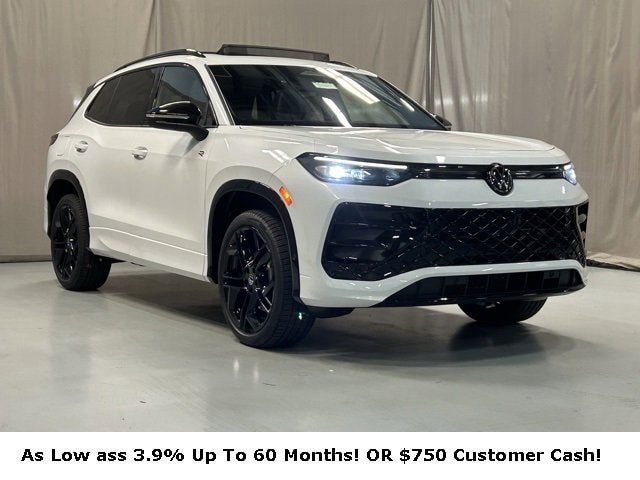 New 2025 Volkswagen Tiguan 2.0T SE R-Line Black