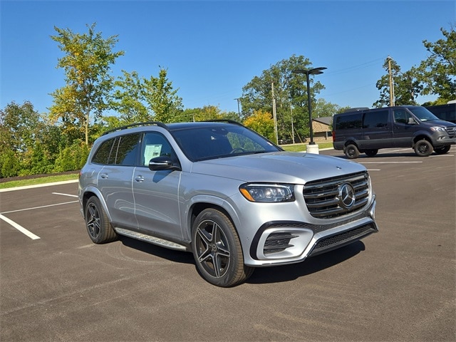 New 2025 Mercedes-Benz GLS 450 4MATIC