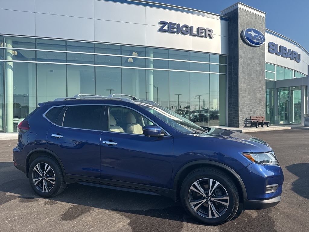 Used 2020 Nissan Rogue SV