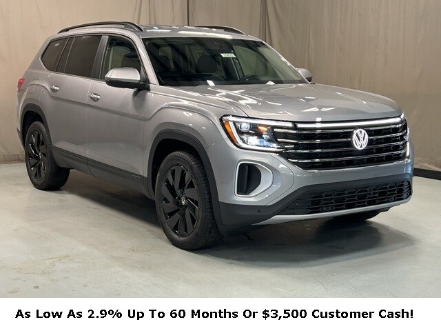 New 2025 Volkswagen Atlas 2.0T SE w/Technology