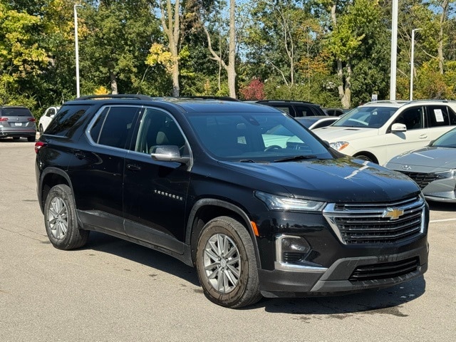 Used 2023 Chevrolet Traverse LT Cloth w/1LT