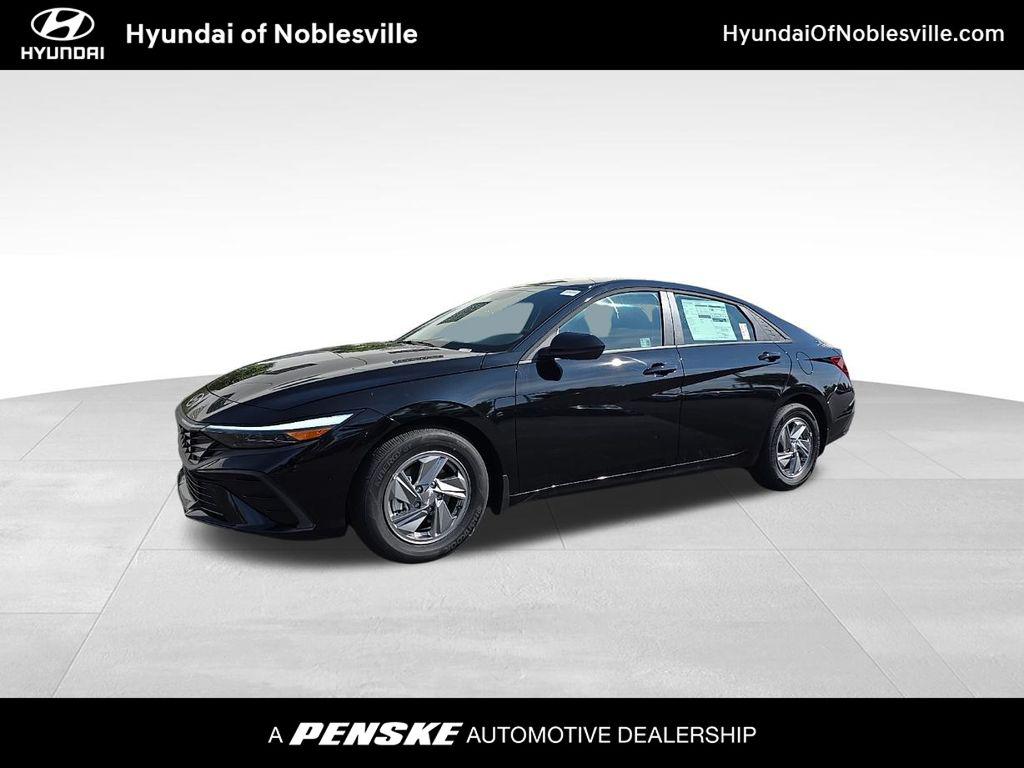 New 2025 Hyundai Elantra SE