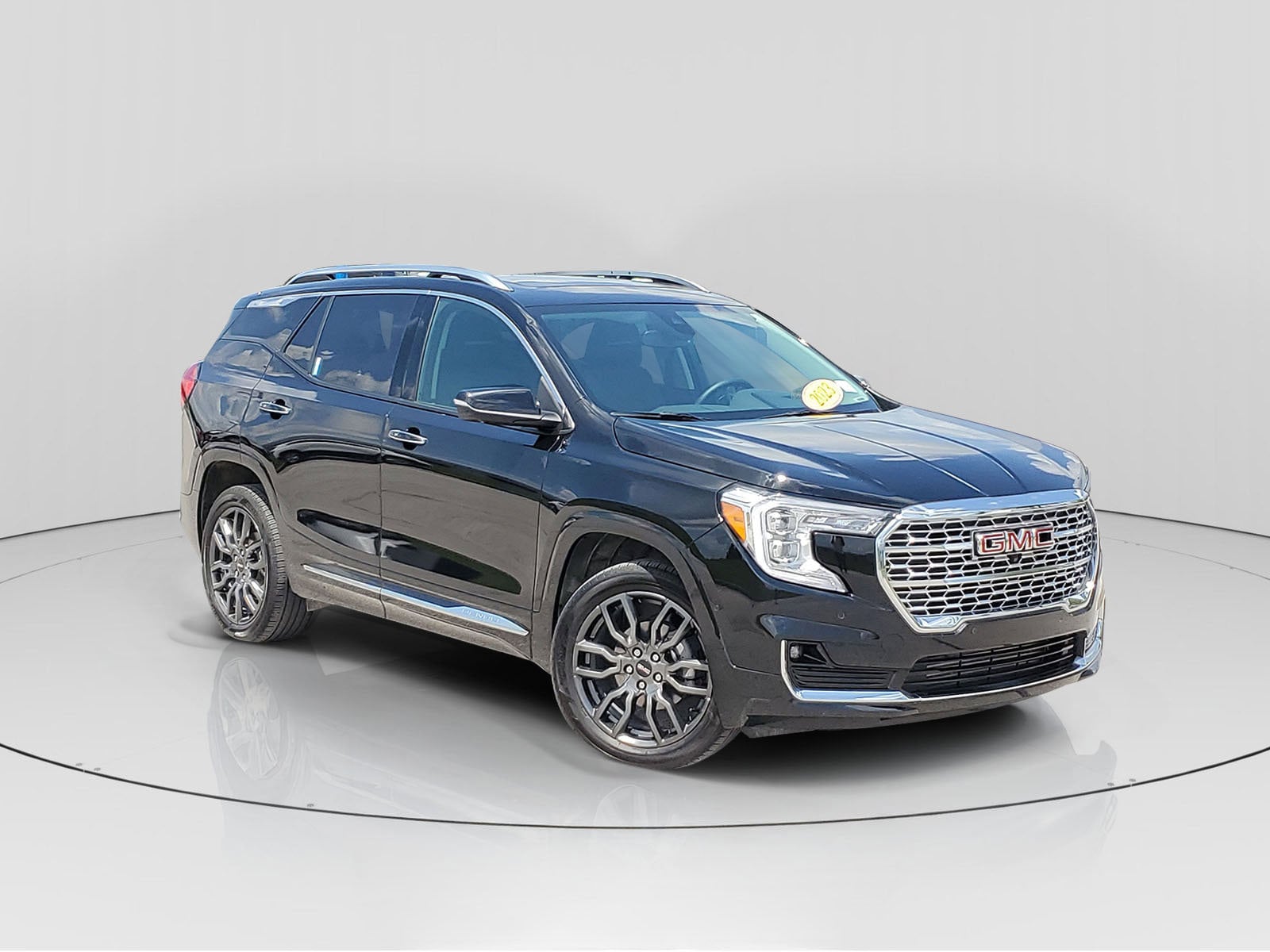 Used 2023 GMC Terrain Denali