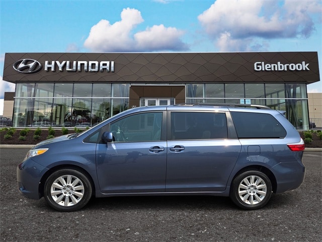 Used 2015 Toyota Sienna LE