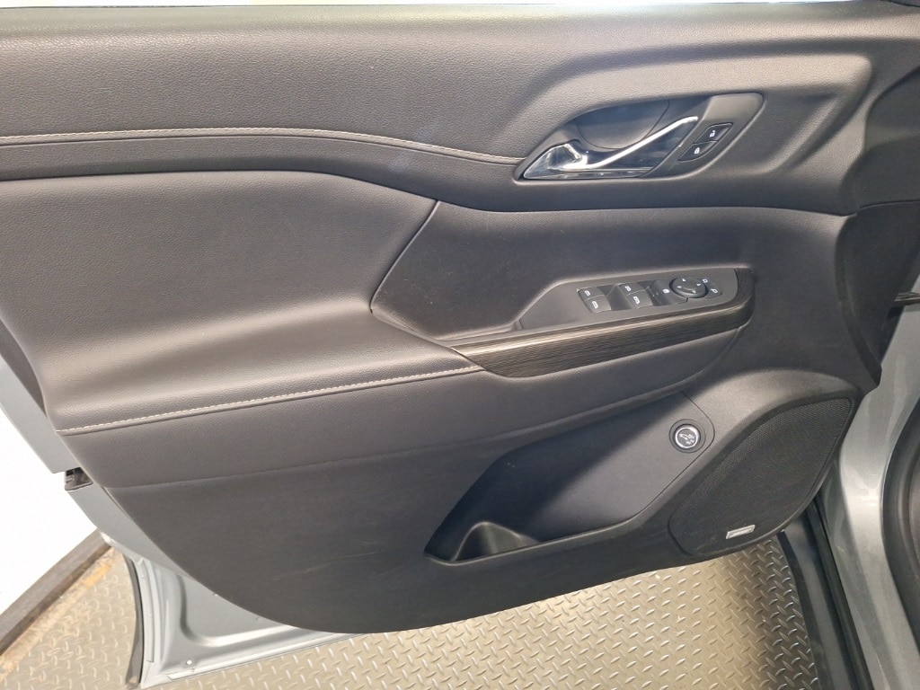 Image 4