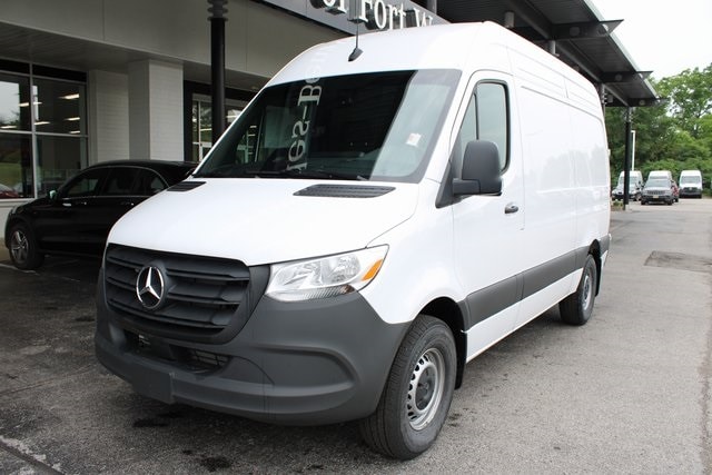 New 2025 Mercedes-Benz Sprinter 2500 Standard Roof 4-Cyl Diesel
