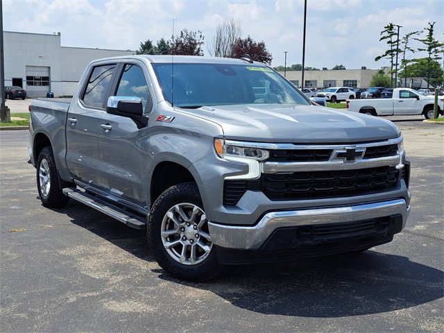 New 2025 Chevrolet Silverado 1500 LT