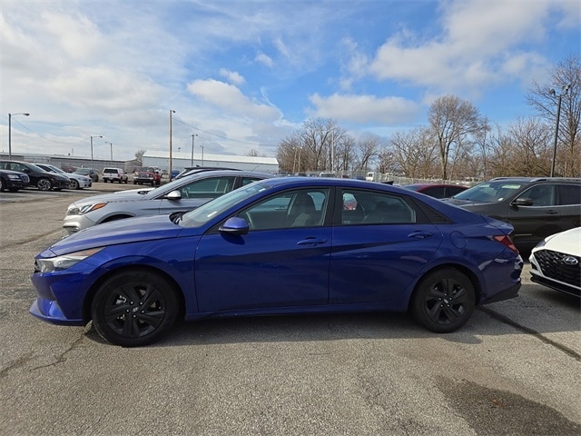 Used 2021 Hyundai Elantra SEL