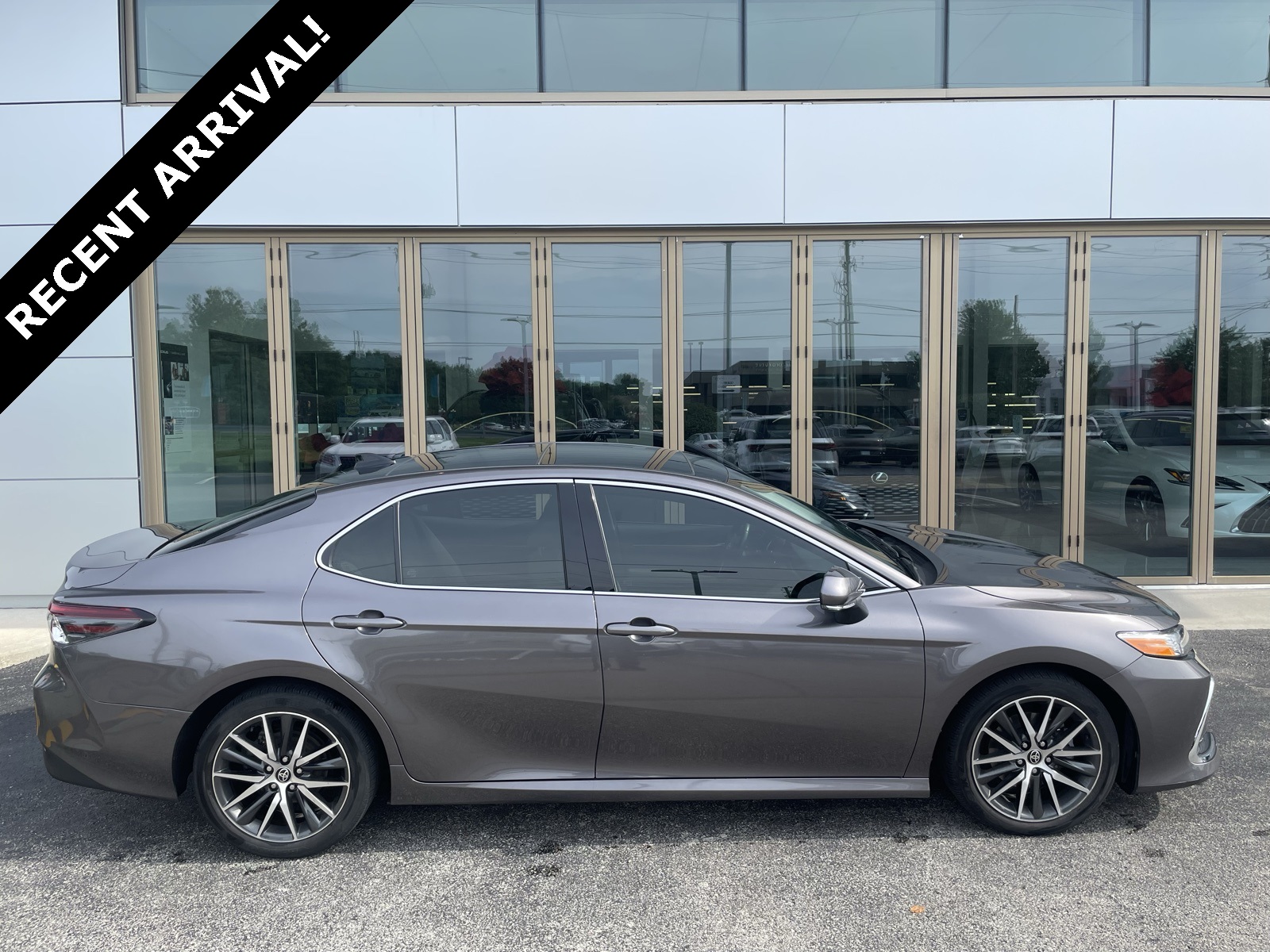 Used 2022 Toyota Camry XLE
