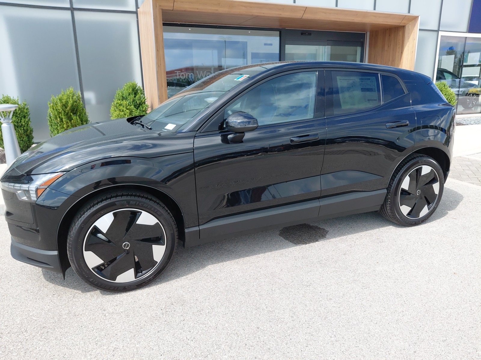 New 2025 Volvo EX30 Twin Motor Plus