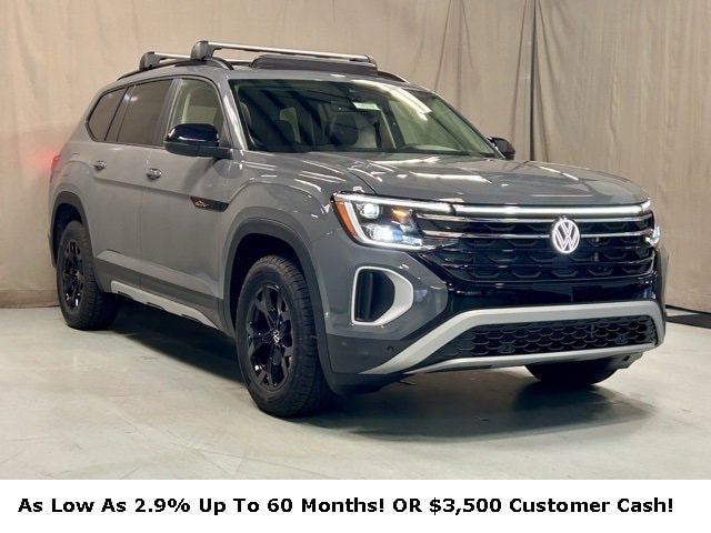 New 2025 Volkswagen Atlas 2.0T Peak Edition