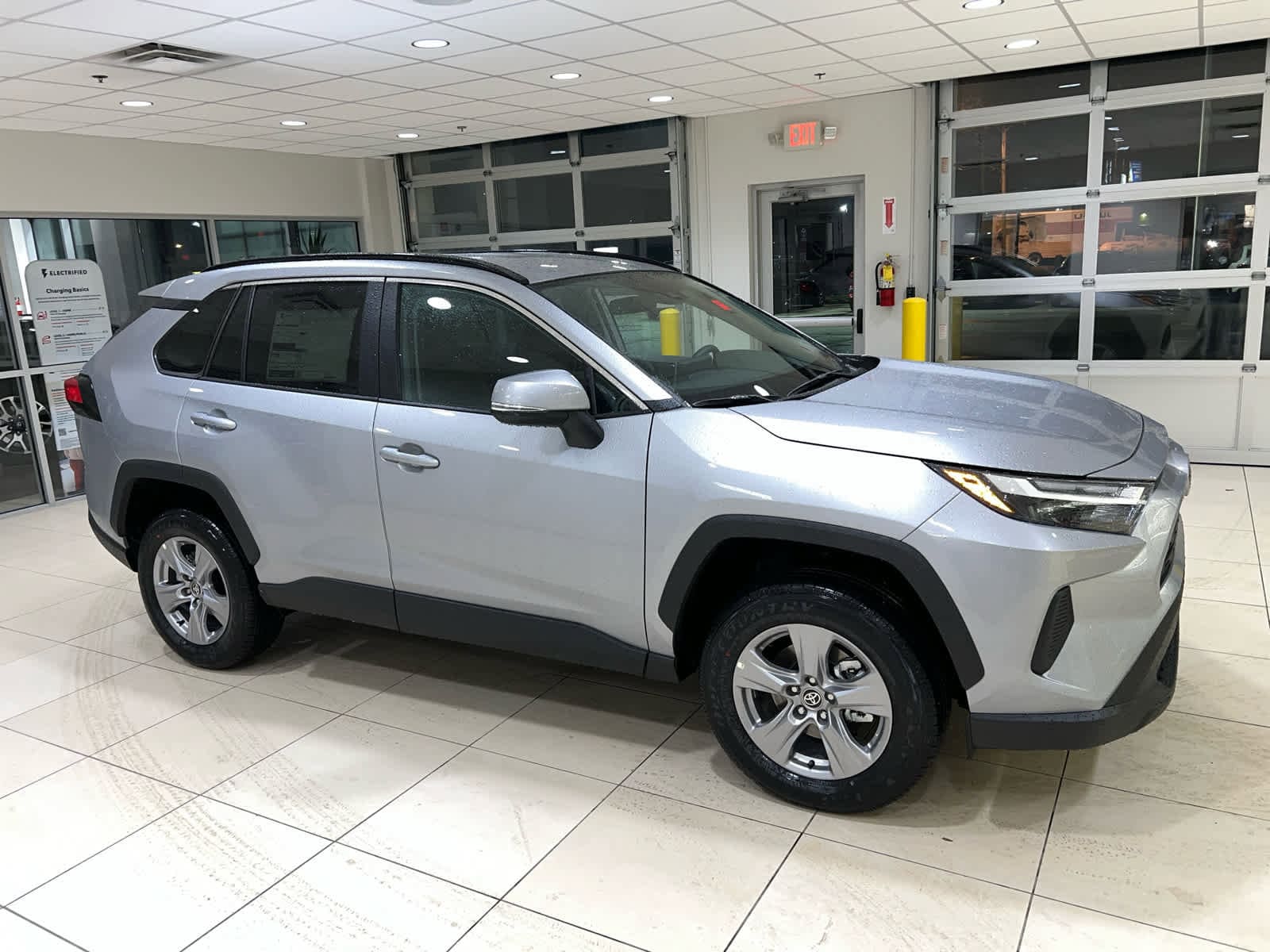 New 2025 Toyota RAV4 XLE