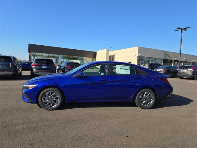 New 2025 Hyundai Elantra Hybrid Blue