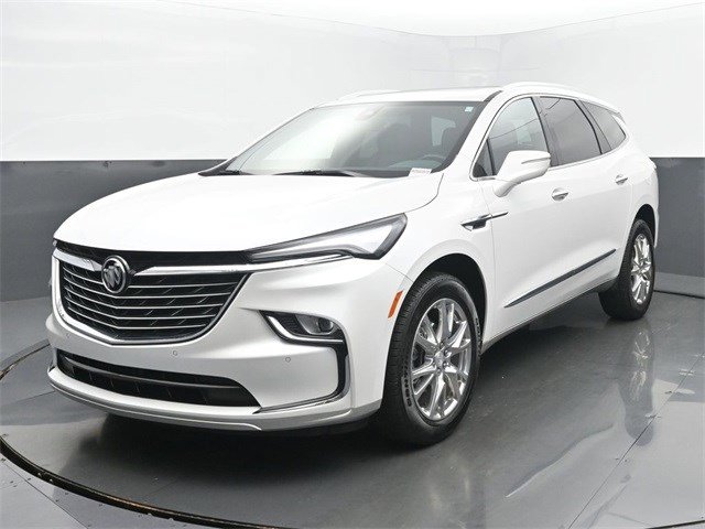 Used 2022 Buick Enclave Essence