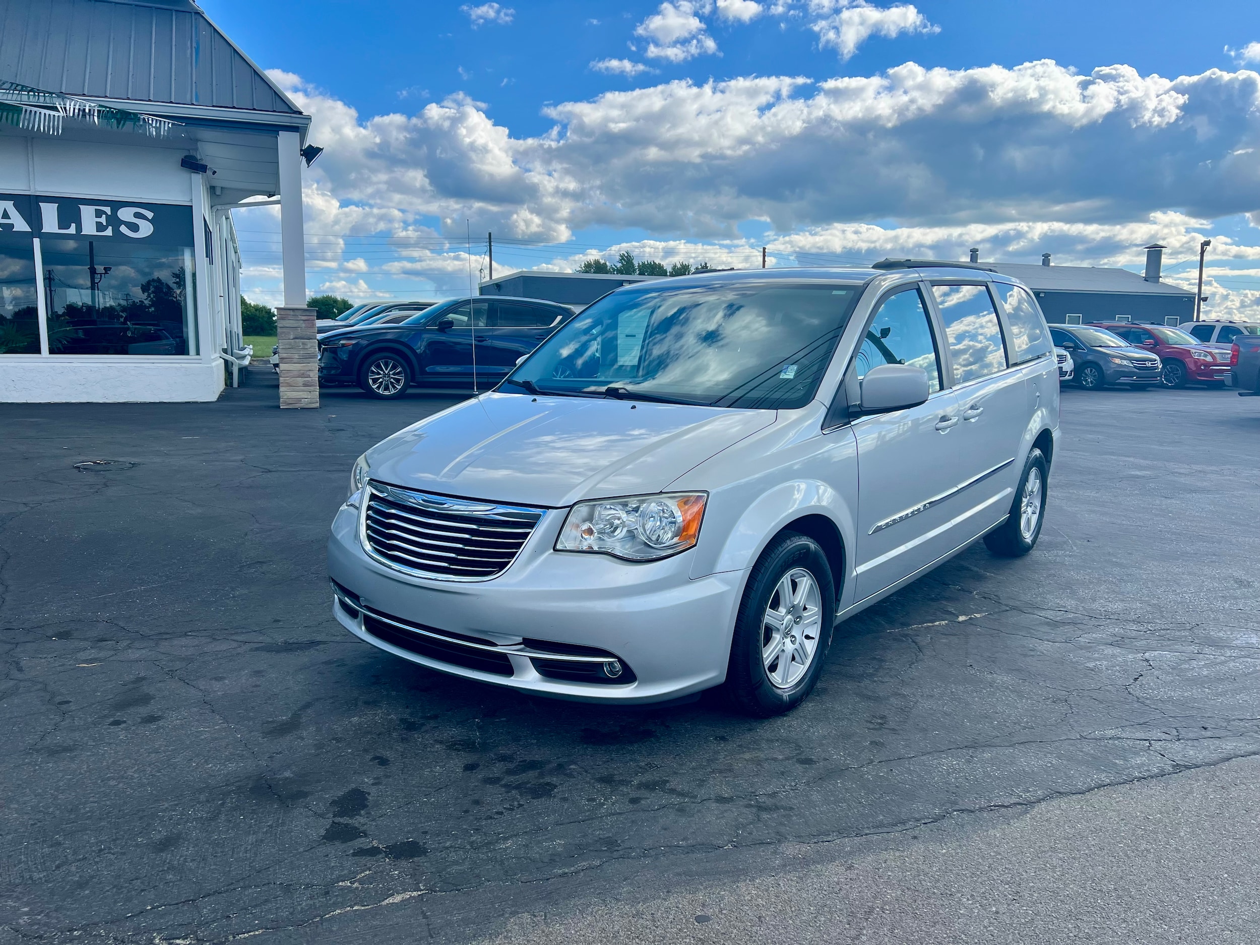 Used 2012 Chrysler Town & Country Touring