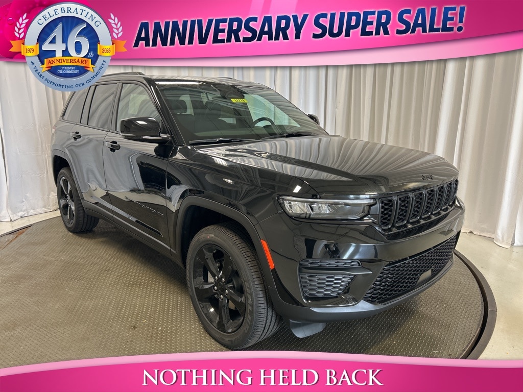 New 2025 Jeep Grand Cherokee ALTITUDE X 4X4
