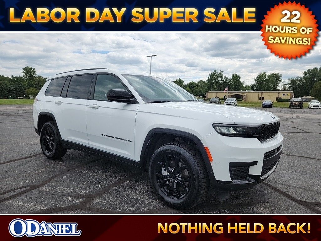 Used 2024 Jeep Grand Cherokee L Altitude