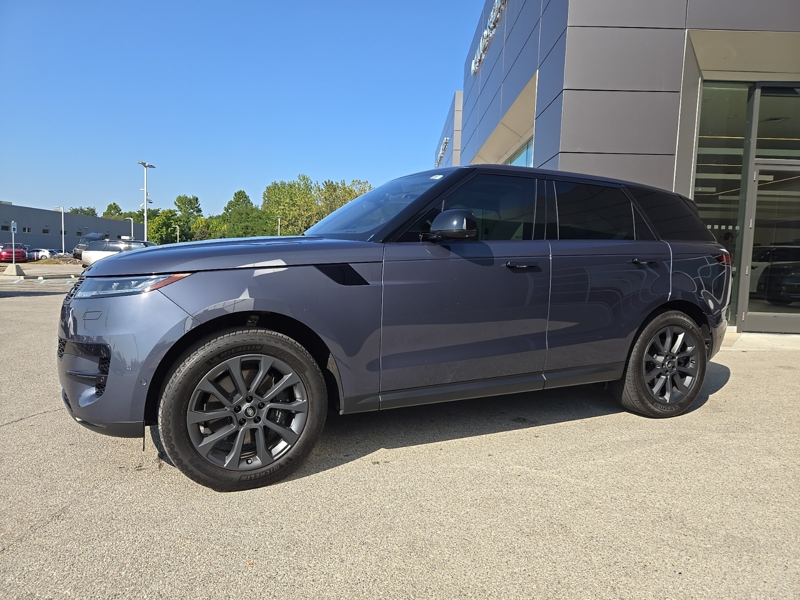 Used 2023 Land Rover Range Rover Sport SE