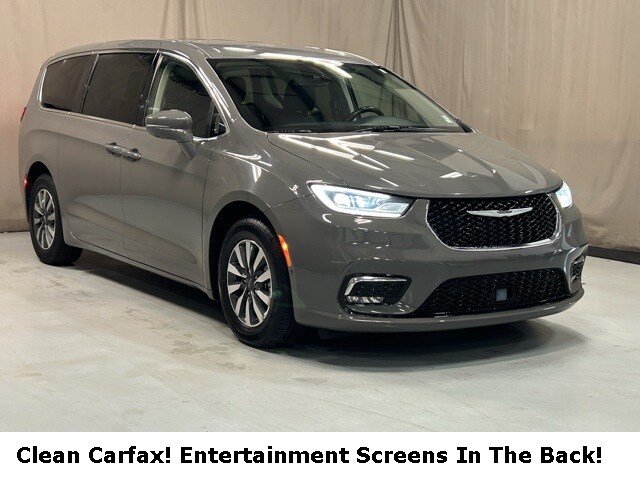 Used 2022 Chrysler Pacifica Hybrid Touring L