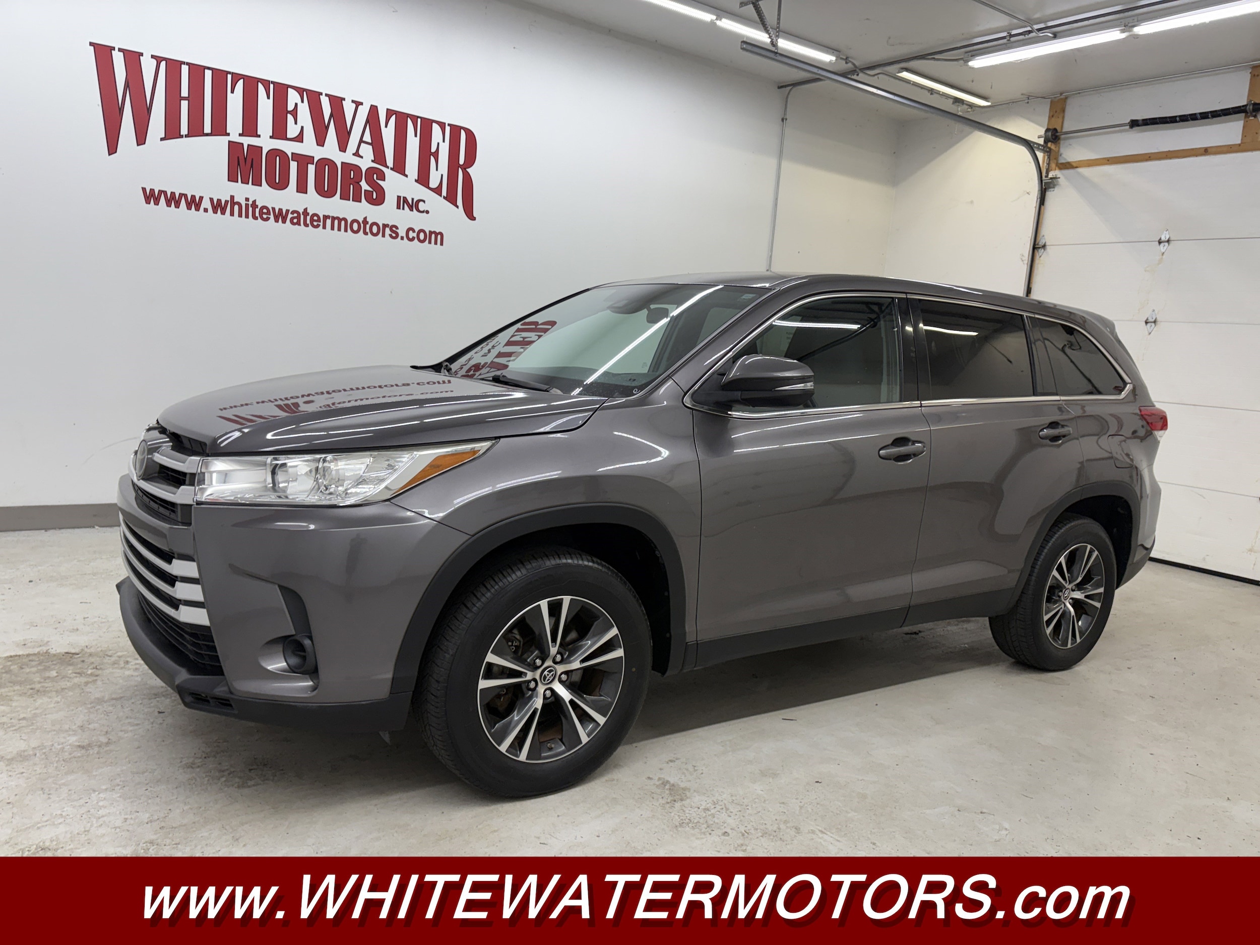 Used 2019 Toyota Highlander LE