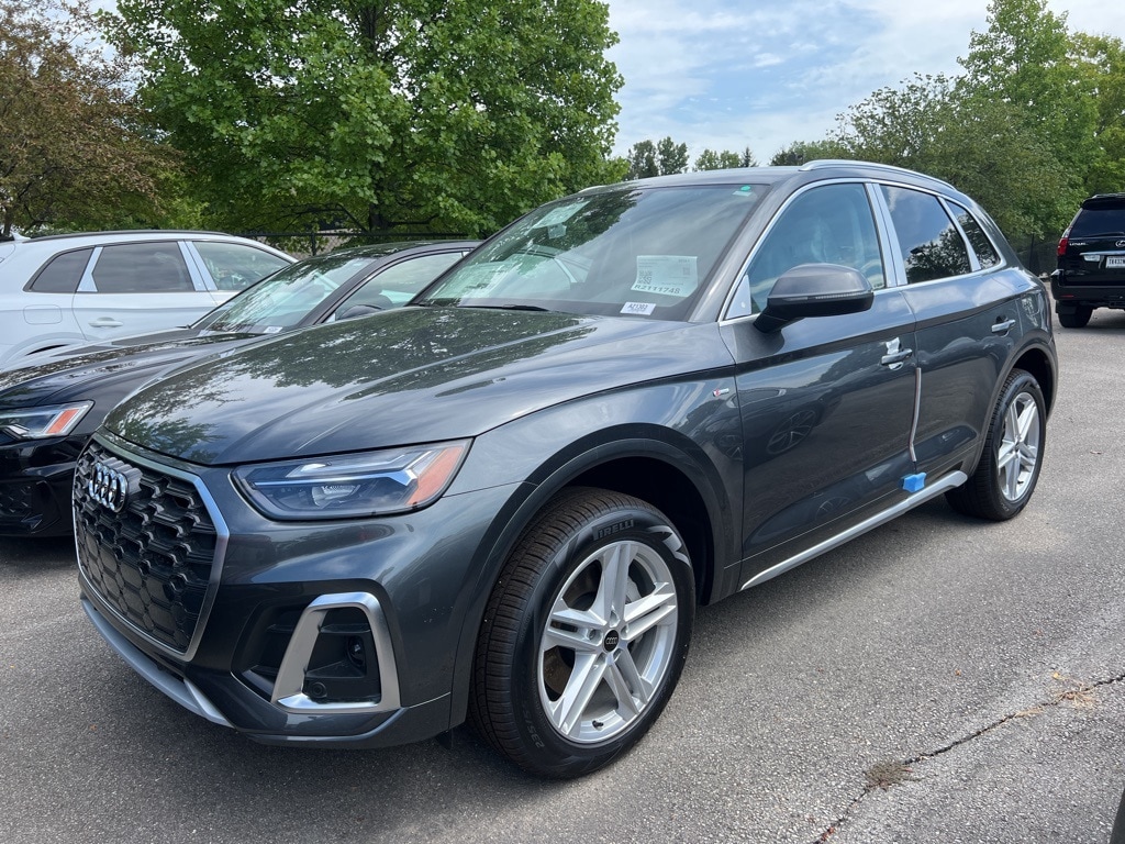 New 2024 Audi Q5 e 55 S line Premium