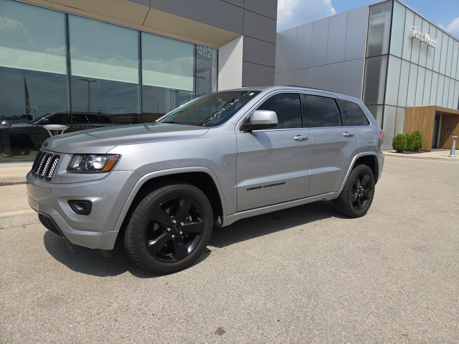 Used 2015 Jeep Grand Cherokee Altitude