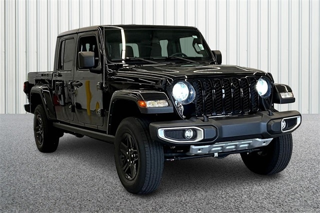Used 2021 Jeep Gladiator Sport