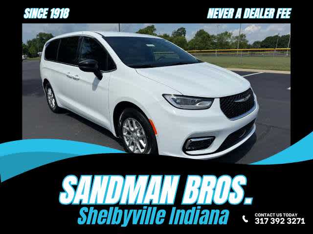 New 2025 Chrysler Pacifica SELECT