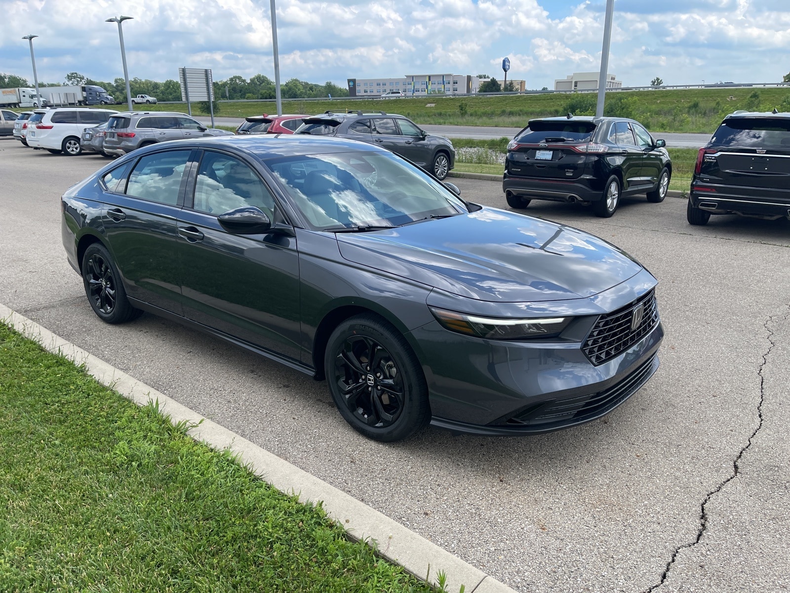 New 2025 Honda Accord SE