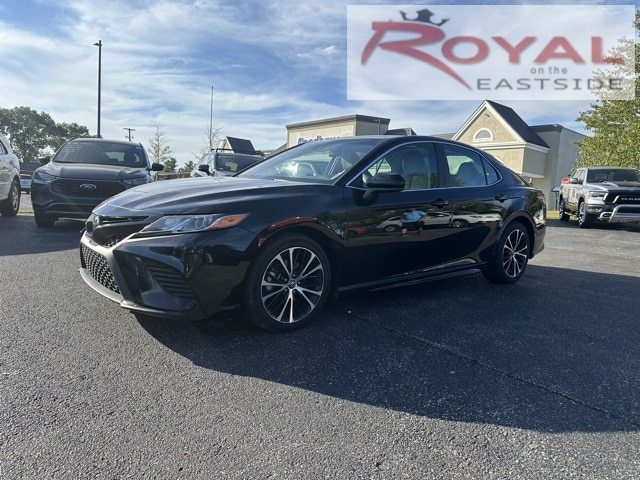 Used 2020 Toyota Camry SE