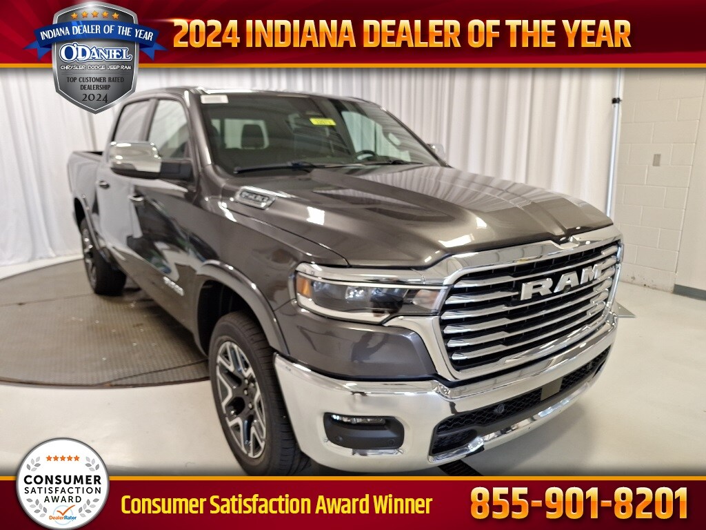 New 2026 Ram 1500 LARAMIE CREW CAB 4X4 5'7 BOX