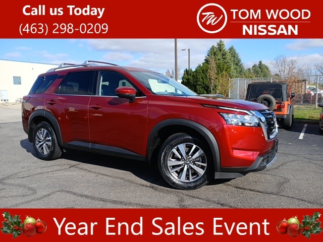 Used 2023 Nissan Pathfinder SL