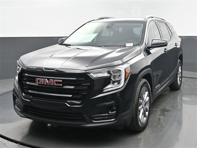 Used 2024 GMC Terrain SLT