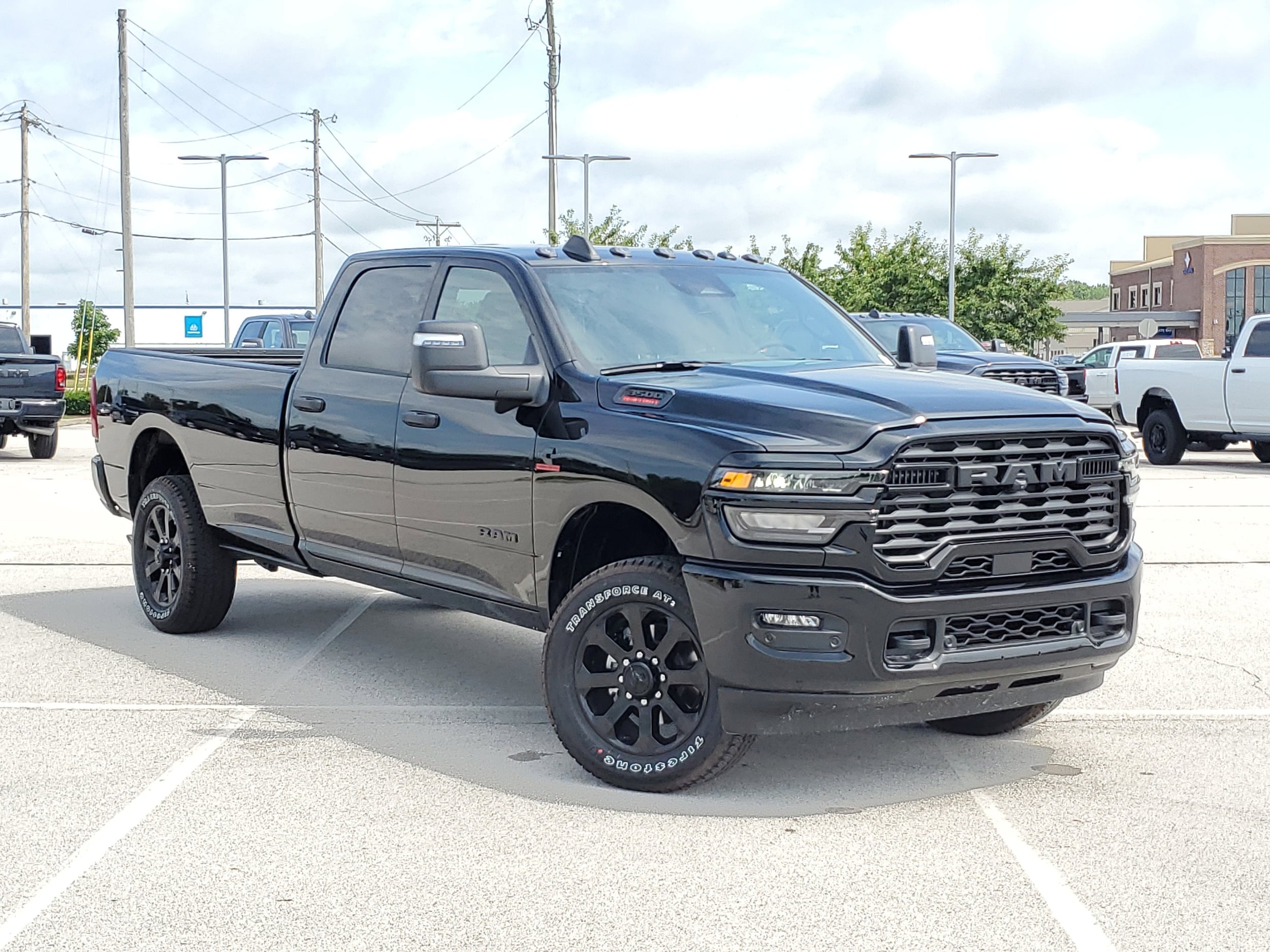 New 2025 Ram 3500 BIG HORN CREW CAB 4X4 8' BOX