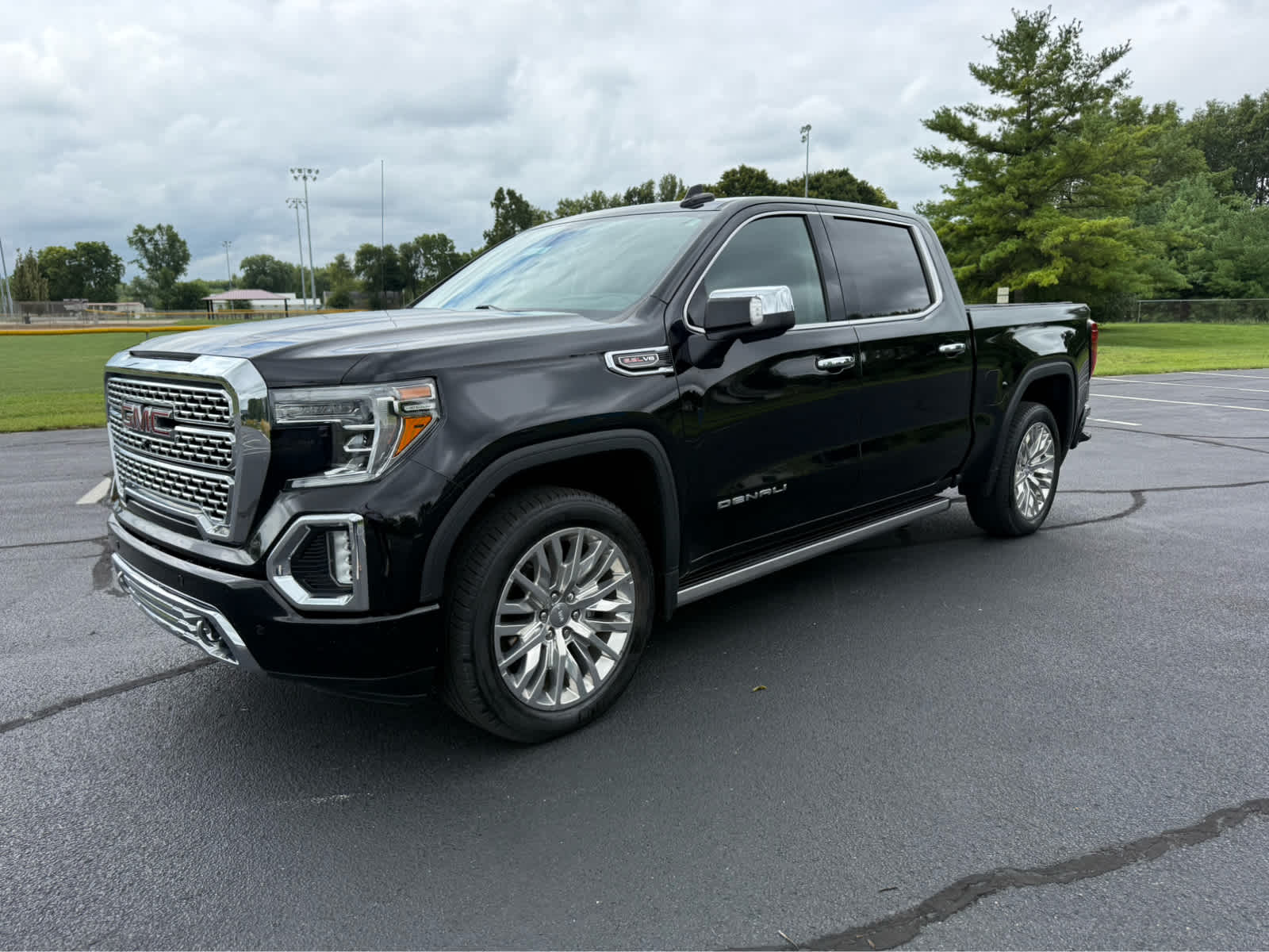 Used 2019 GMC Sierra 1500 Denali 4WD Crew Cab 147